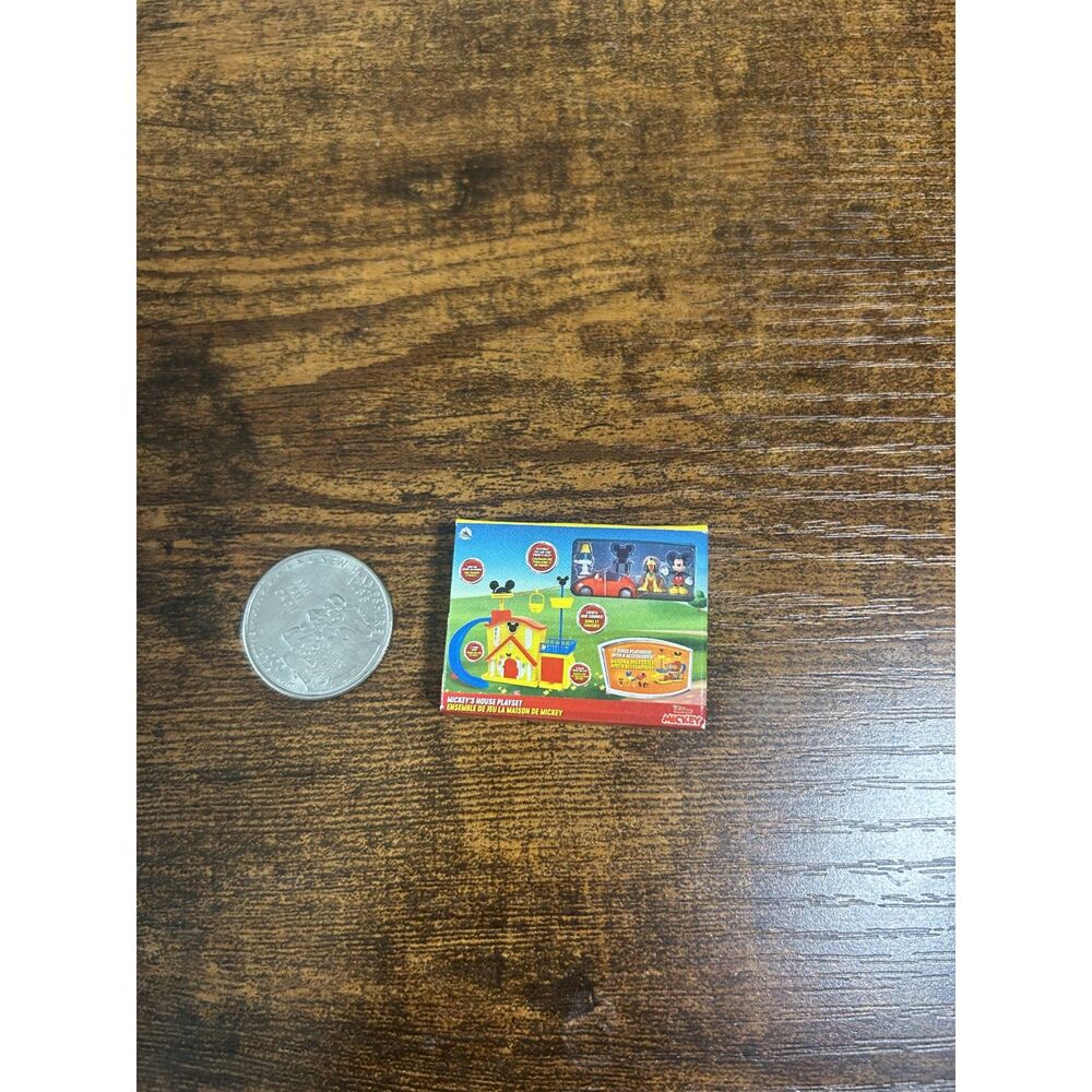 Zuru 5 Surprise Mini Brands Disney Advent Calendar Mickey House Playset Figure